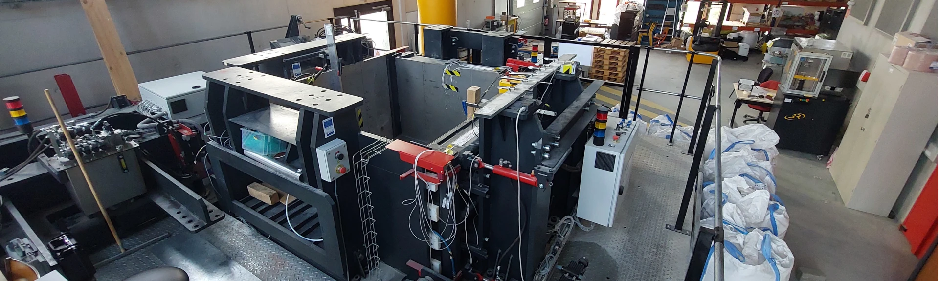 Photo de la plateforme Technique DimiTri ou dispositif de Modélisation Analogique Triaxial.