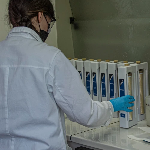 plateforme technique geochimie minérale 13