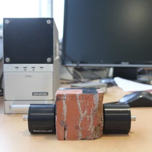 générateur d’impulsion PunditLab de Proceq® pour la mesure des vitesses de propagation d’ondes élastiques